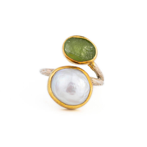 Peridot Ring with Pearl