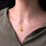 Μενταγιόν Κωνσταντινάτο Ρόμβος – 9Κ Χρυσό - Image 2