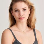 Ania Haie Gold Luxe Curve Necklace - Image 2