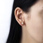 Σκουλαρίκια Καρφωτά με Μαργαριτάρι – Επιχρυσωμένο Ασήμι 925 - Image 2