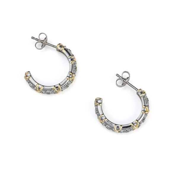 Hoop earrings with Zirconia