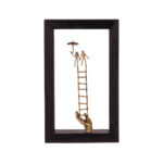 Ζευγάρι σχεδόν Πετάει - Μπρούτζινες φιγούρες σε ξύλινο πλαίσιο