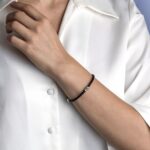 Μαύρο Βραχιόλι με Κυλινδρικό Ματάκι